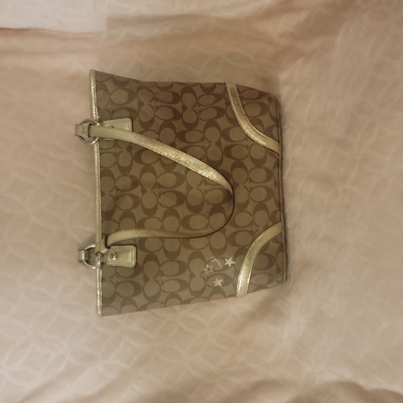 Coach purse - Picture 2 of 5